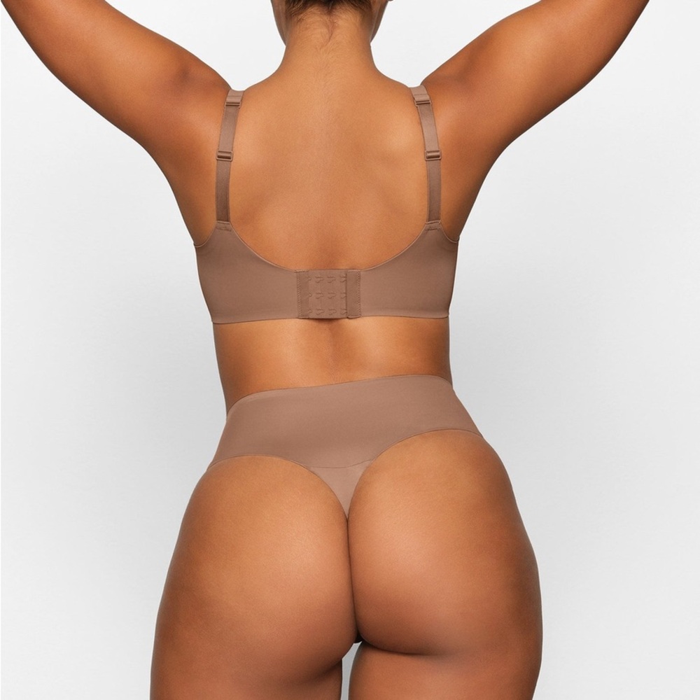 SKIMS Core Control Thong | Sienna